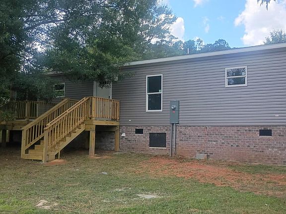 5th image of 211 Woodland Cir