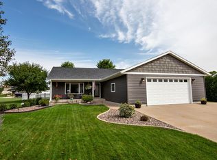 409 E McHugh St, Holmen, WI 54636
