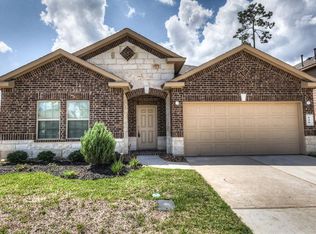 158 Meadow Grove Dr, Conroe, TX 77384