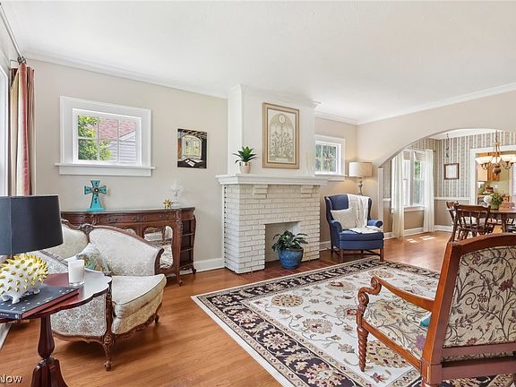 5th image of 4320 W 229th St