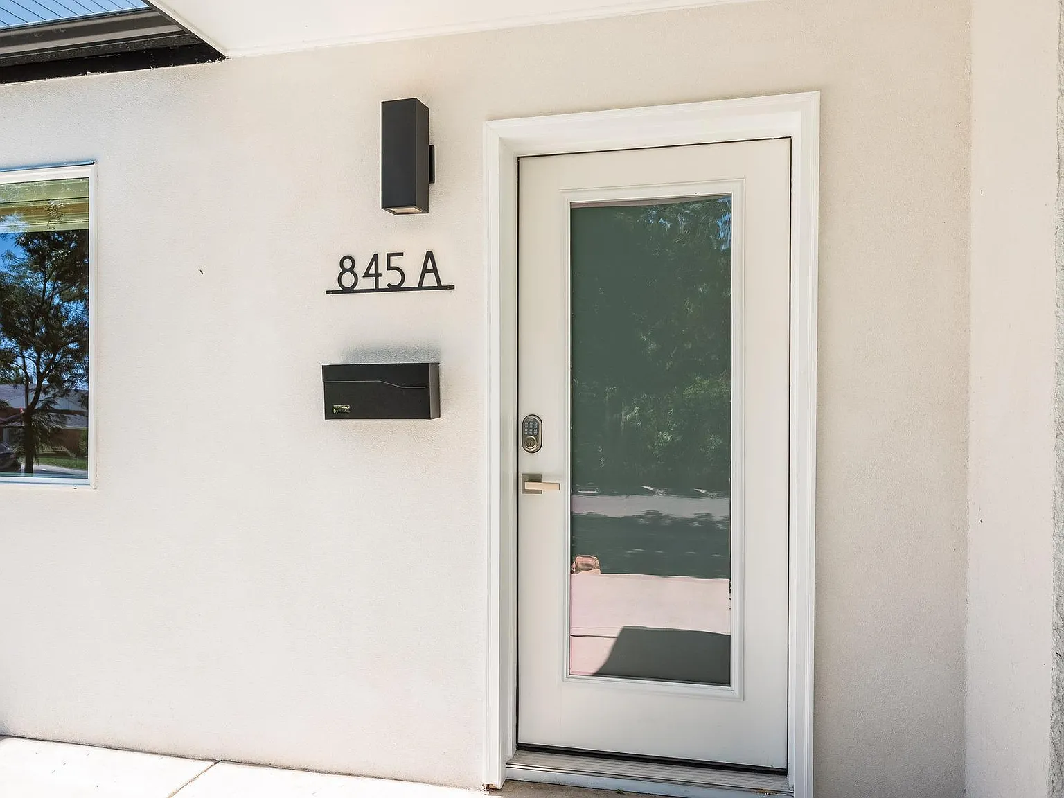 4 bed, 1197 sqft, $4,000 — Photo 3