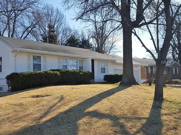 2nd image of 5904 Sheriton Dr