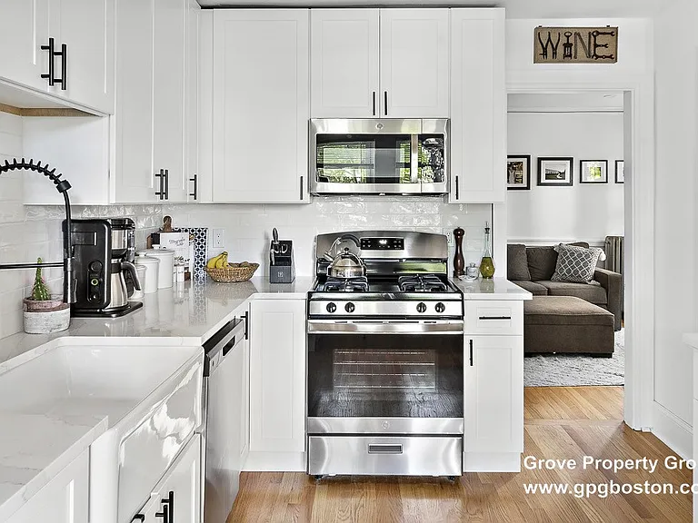 23 Thelma Rd #2 — Photo 4