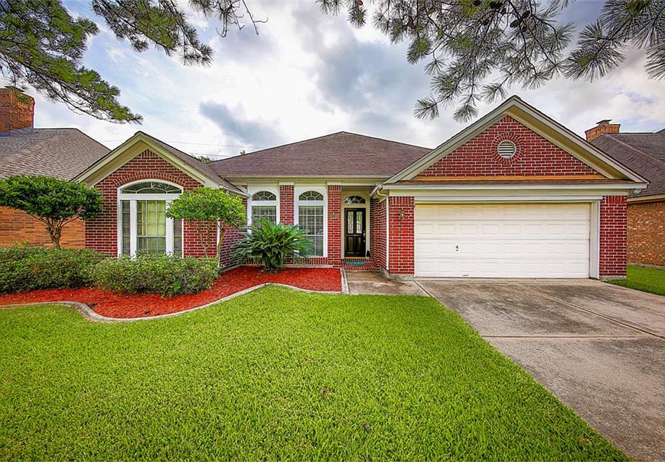 1st image of 2739 Prichard Ct