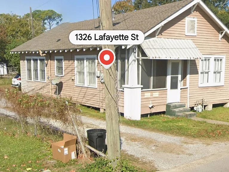 1326 Lafayette St — Photo 1