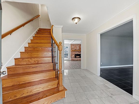 4th image of 1918 Thousand Pines Dr