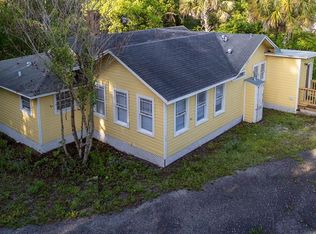 735 Montreville Ave, Deland, FL 32724