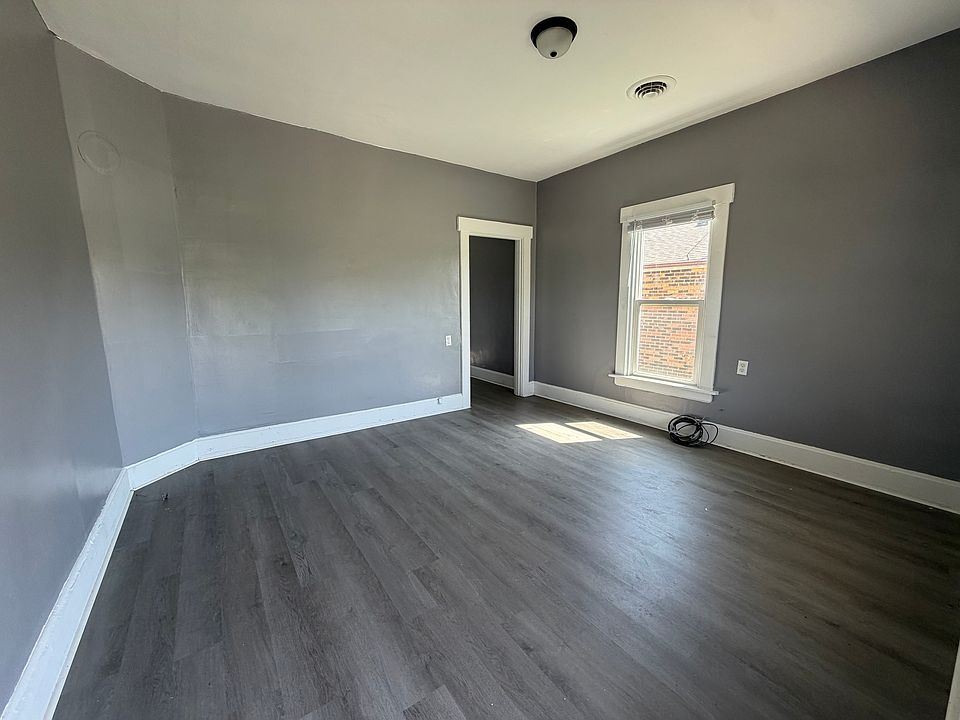1st image of 2019-2021 Roosevelt Blvd