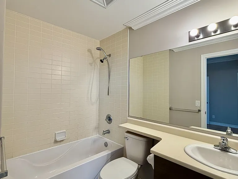 7730 Kipling Ave #909 — Photo 11