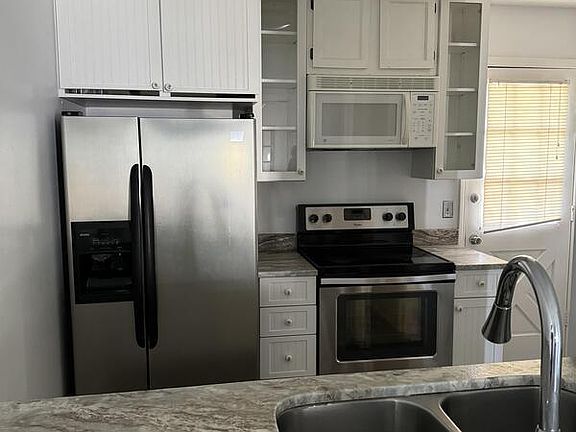 5th image of 780 8th Ave S
