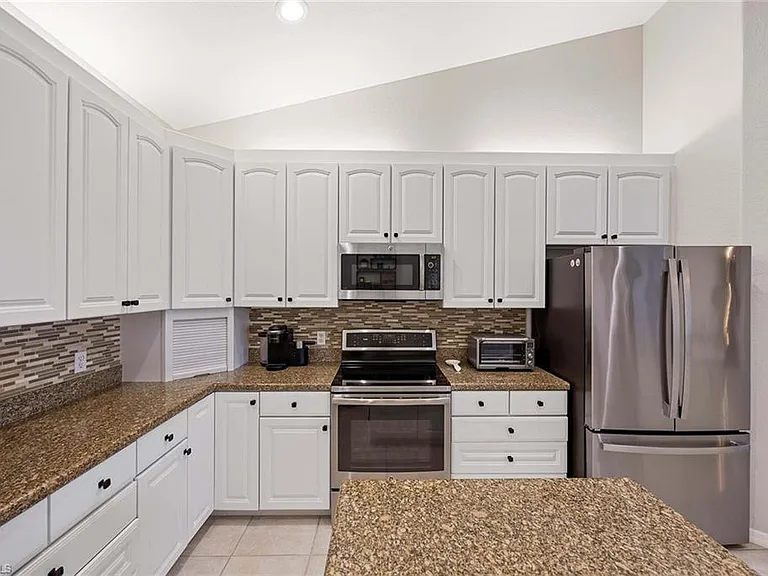 8482 Bent Creek Way — Photo 17