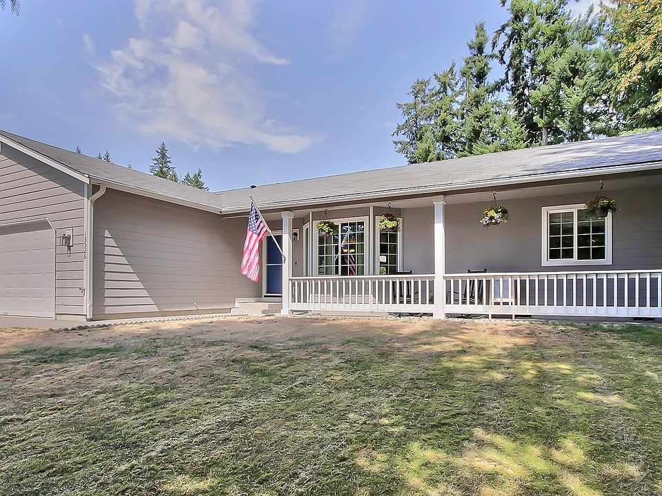 1st image of 15526 Topaz Dr SE