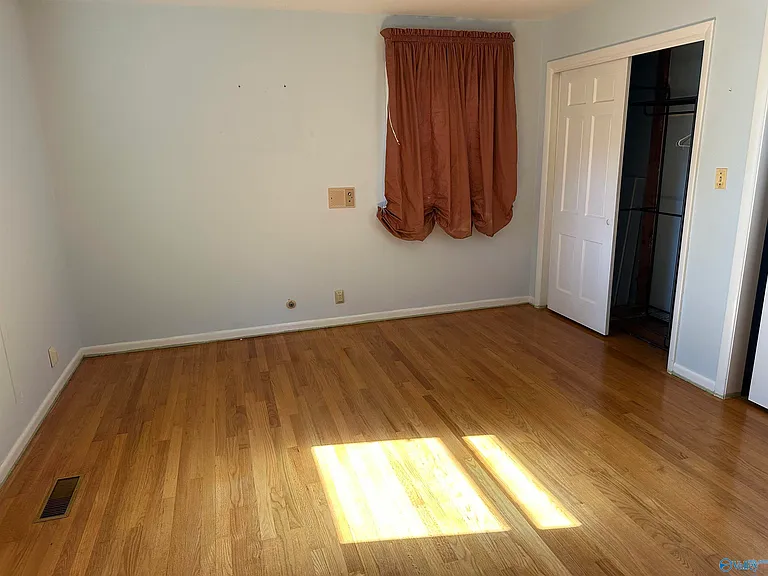 102 Jones Valley Dr SE — Photo 14
