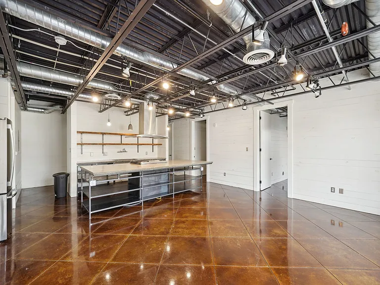 Lofts on 15th — Photo 39