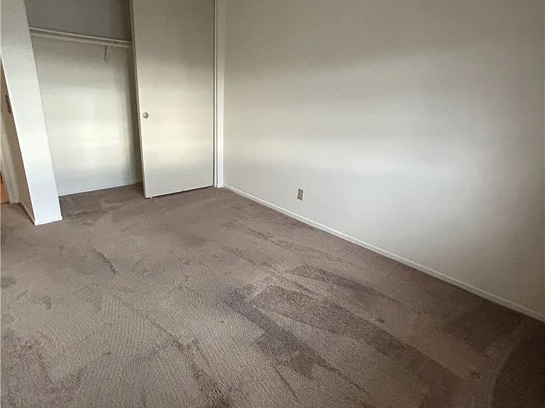 926 W Alfred Pl — Photo 15