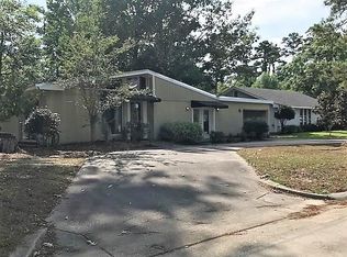 224 W Causeway Approach, Mandeville, LA 70448