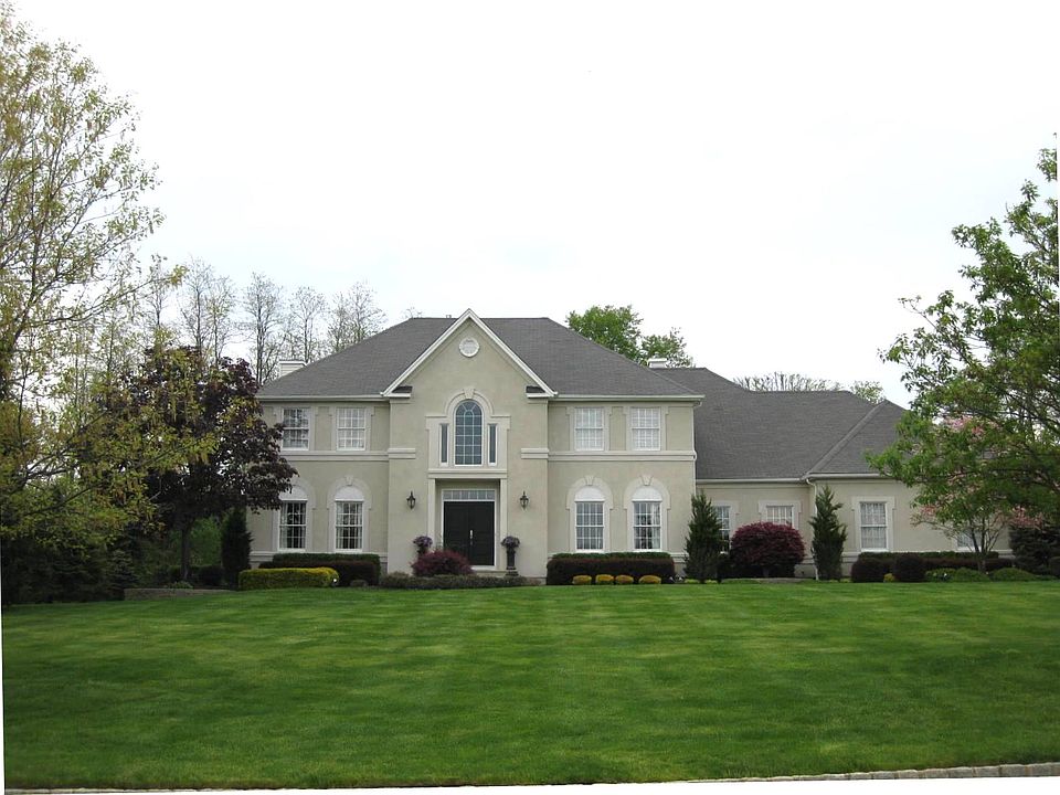 1st image of 109 Laredo Dr
