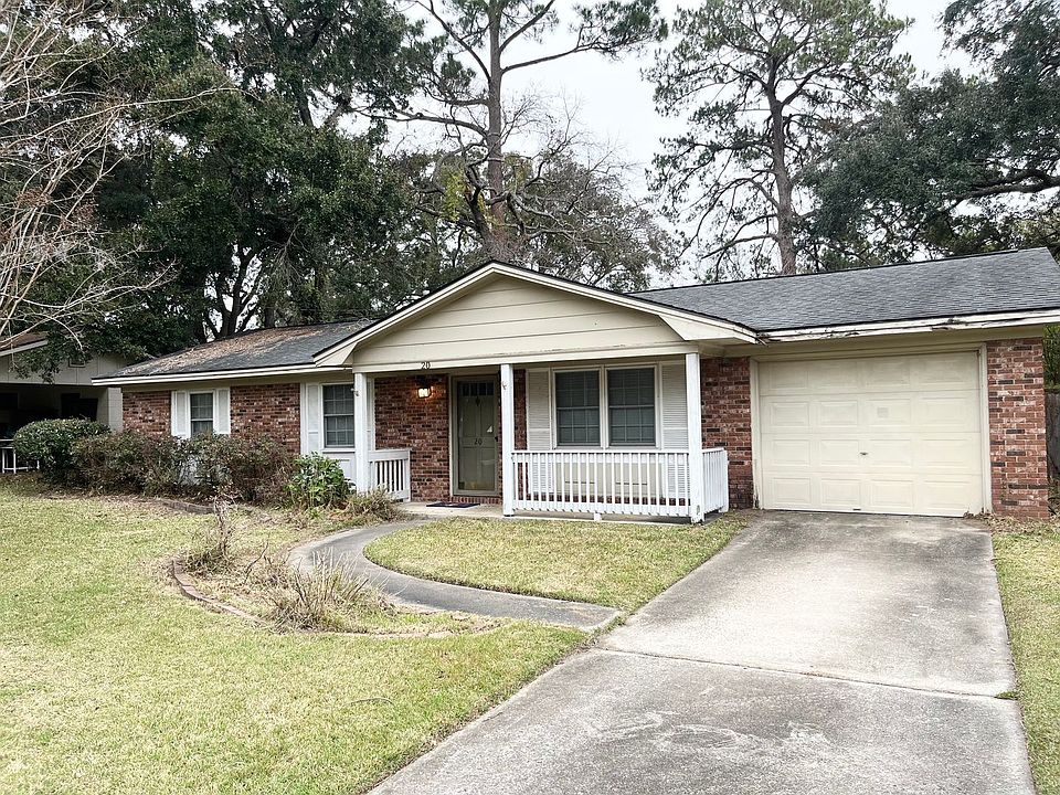 1st image of 20 Port Royal Dr