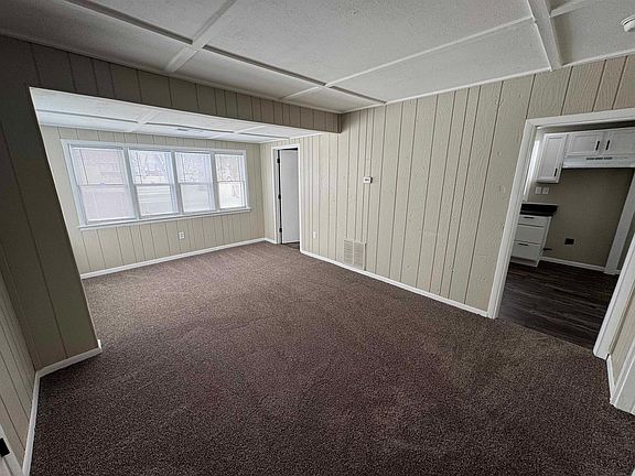 3rd image of 1640 S Grant Ave