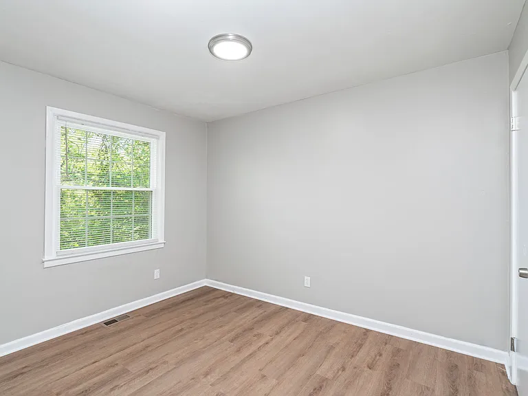 275 Maryville Pike — Photo 14