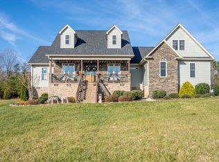3855 Tarmac Dr, Sophia, NC 27350