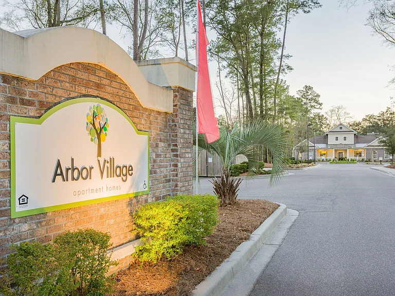 Arbor Village — Photo 23