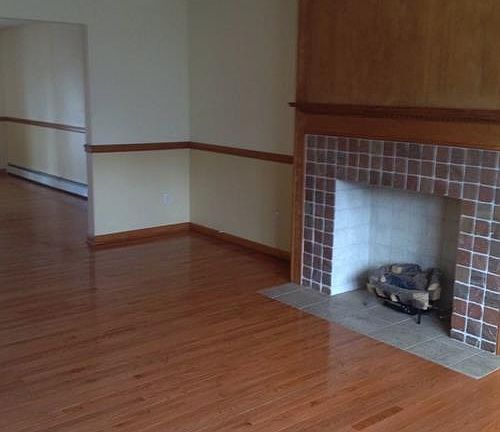 4th image of 241 Newark Ave #1
