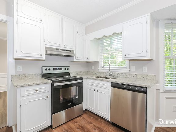 3rd image of 2722 Doaks Run Ct