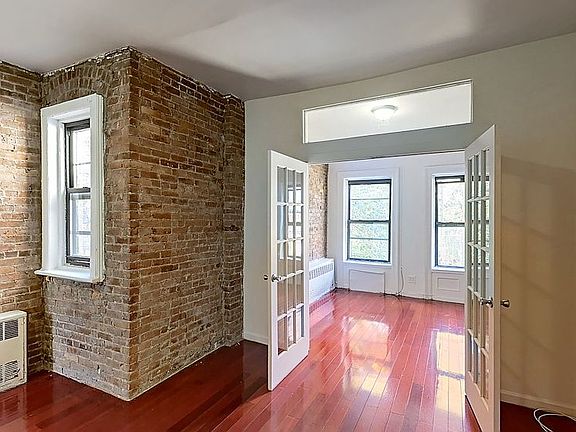 4th image of 1486 Bedford Ave APT 4B