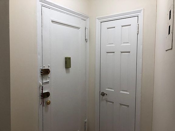 4th image of 2020 Kings Hwy APT 3E