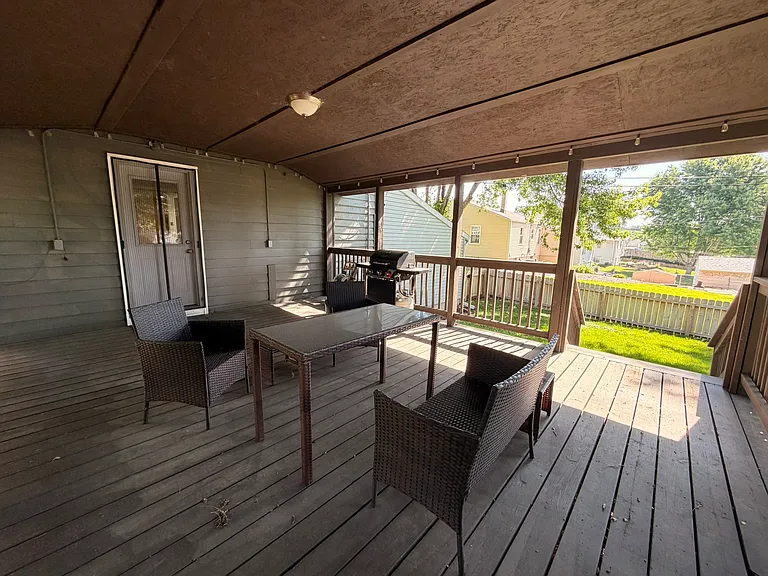 3627 Spring St — Photo 42