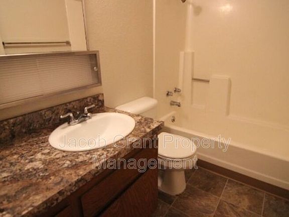 5th image of 5029 E Walker Ave #A