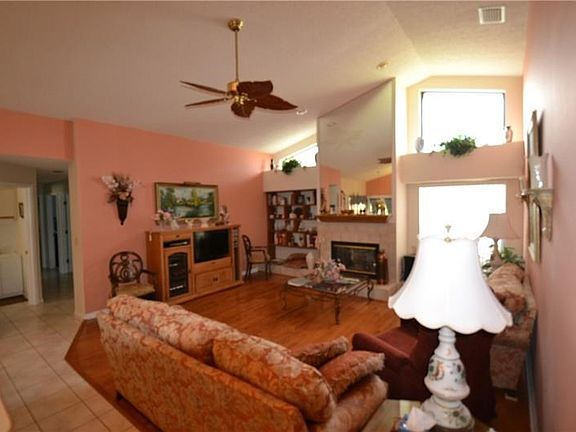5th image of 3354 Lake Shore Ln