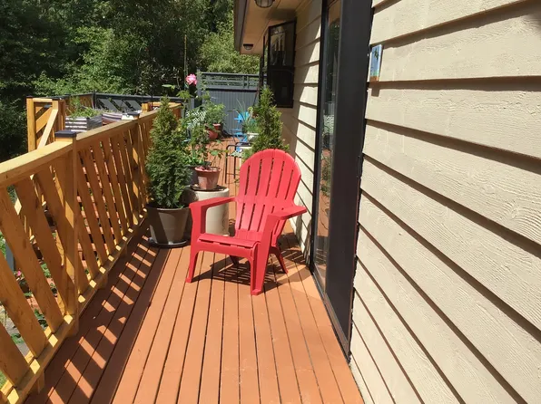 (undisclosed Address), Kingston, WA 98346