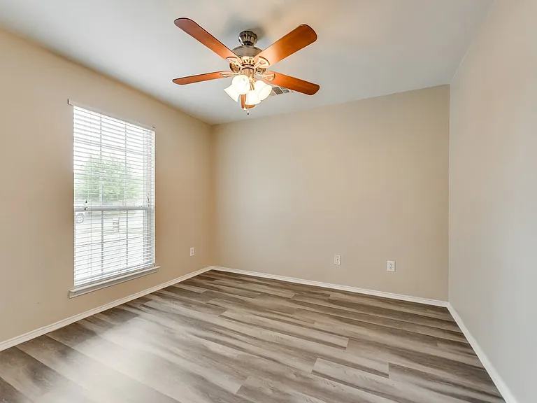 320 Tripp Trl — Photo 24