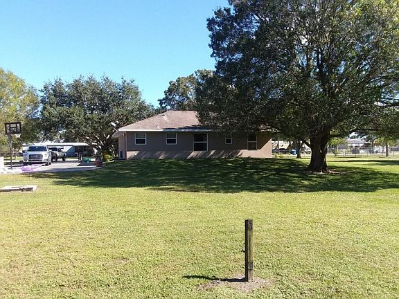 3rd image of 8040 SE 57th Dr