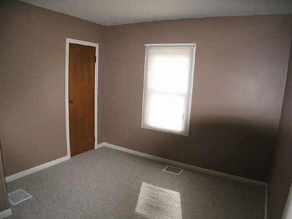 4th image of 1730 N Linwood Ave