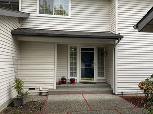 11302 SE 65th St, Bellevue, WA 98006