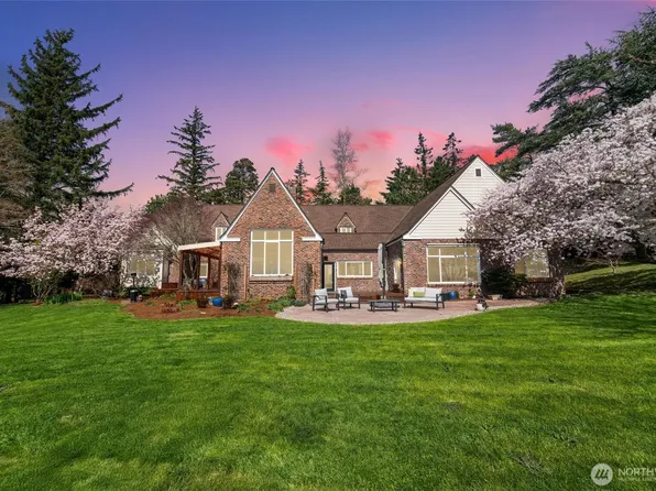 3851 Cliffside Drive, Bellingham, WA 98225