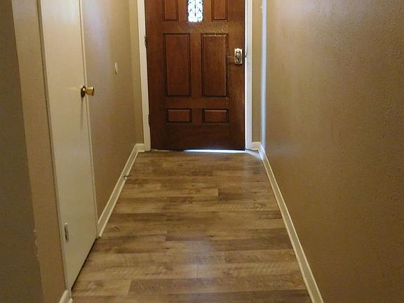 2nd image of 1910 W Avenue H