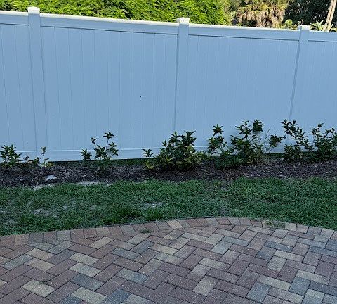 2nd image of 1201 Solana Rd