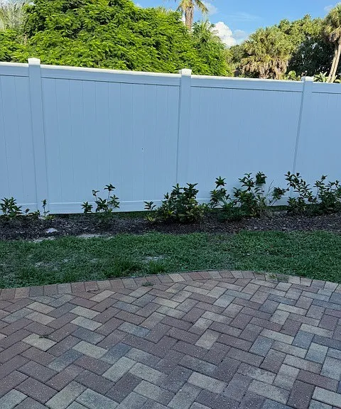 1201 Solana Rd — Photo 2
