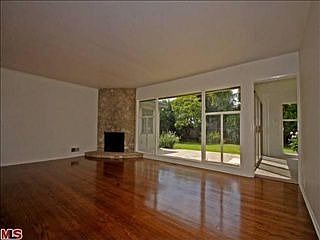 4th image of 1353 Beckwith Ave