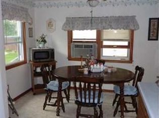 300 N Terrace St, Janesville, WI 53548