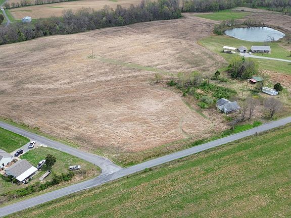 2nd image of 3162 Chapel Hill Rd