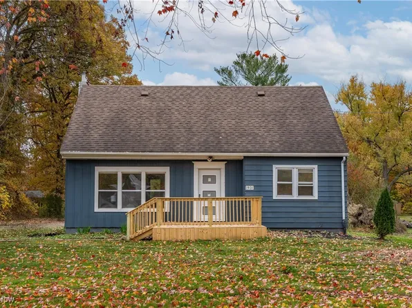 1931 Bridger Rd, Akron, OH 44312