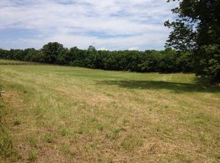2010 Boonedale Ln, Versailles, KY 40383