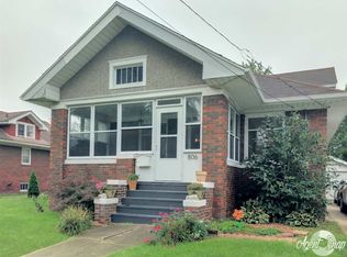 806 E Losey St, Galesburg, IL 61401