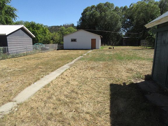 5th image of 234 E Front Ave