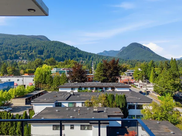 1295 Conifer St #504, North Vancouver, BC V7J 0B4